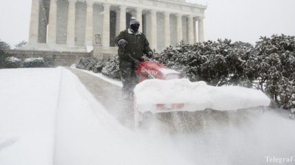 Из-за сильного снегопада 11 штатов в США обьявили чрезвычайное положение