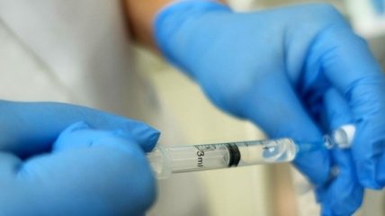В Украине временно запретили две вакцины из-за летальных случаев