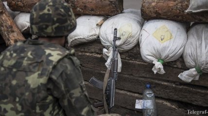Силовики отбили танковую атаку на блок-пост под Славянском