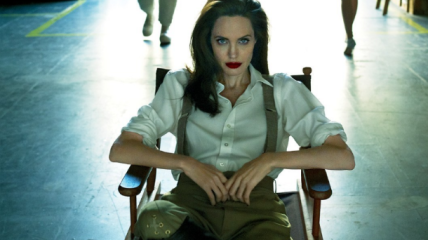 Паралич Белла и слезы в ванной: Анджелина Джоли откровенно рассказала о жизни после развода