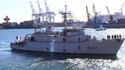 Корабль НАТО  М653 Capricorne прибыл в Одессу