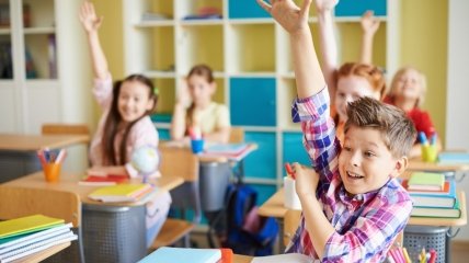 Исследование: оценки в школе меньше всего влияют на успех ребенка