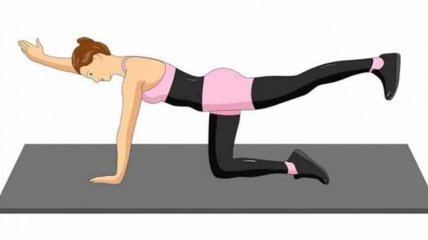Эти простые упражнения помогут снять боль в спине