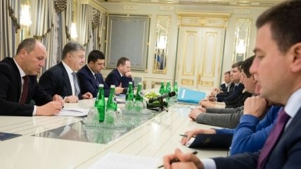 Стало известно, что Президент Украины обсуждал с нардепами
