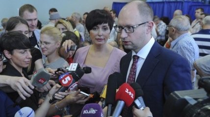 Яценюк: Я доволен, что выборы в Украине состоялись