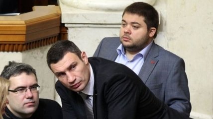 Кличко написал заявление о сложении депутатских полномочий