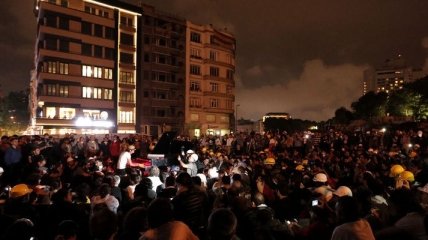 В Турции к протестам присоединилось более двух тысяч адвокатов