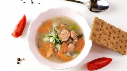 Рецепт дня: рыбный суп-рагу, который можно приготовить на Вербное воскресенье