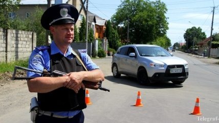 МВД установило личности вооруженных людей в штатском в Мукачево