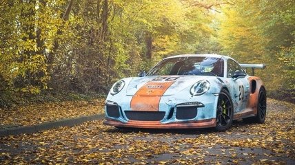 Тюнеры "одели" Porsche 911 GT3 RS в легендарную ржавую ливрею