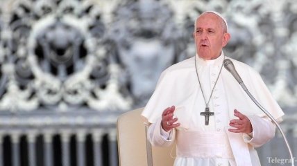 Папа Римский одобрил изменение текста в христианской молитве "Отче наш"