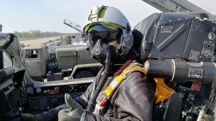 Украинские пилоты будут проходить обучение в США