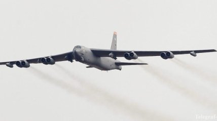 СМИ: над Южной Кореей зафиксировали американский бомбардировщик B-52