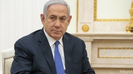 Жительница Тель-Авива бросила в премьера Израиля Нетаньяху помидор 