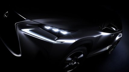 Lexus представит новый кроссовер в Китае