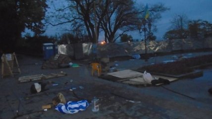 В Одессе разгромлены палатки противников мэра