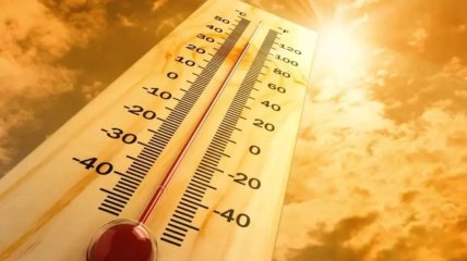 "Держитесь подальше от асфальта": синоптик рассказала, сколько еще будет продолжаться сильная жара