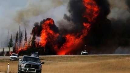 Лесной пожар в Канаде может стать крупнейшим в истории страны