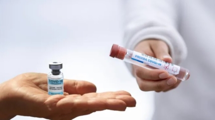 ВООЗ закликає здорових людей відмовитися від третьої дози COVID-вакцини