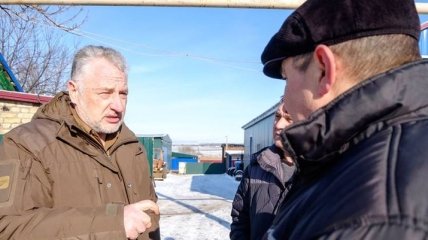 Боевики обстреляли поселок Мироновский: повреждены дома и ЛЭП