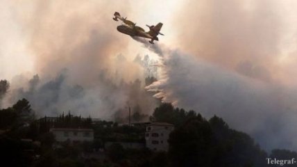 Масштабные лесные пожары добрались до Франции: горит Ривьера