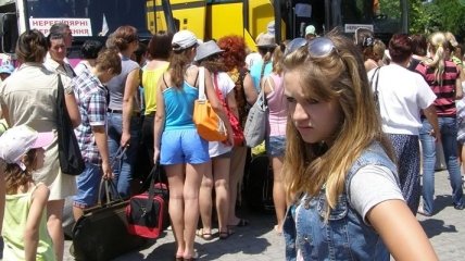 В июле оздоровились почти 800 тысяч украинских школьников