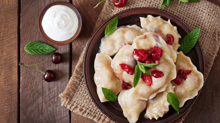 Вареники на дріжджах та воді (відео)