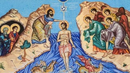 Крещение Господне 2019: традиции праздника и обряды ритуального омовения