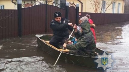 В Сумской области часть города страдает от весеннего паводка
