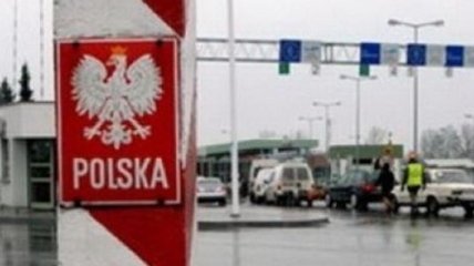 На границе с Польшей застряли 605 авто