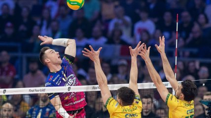 Олег Плотницкий