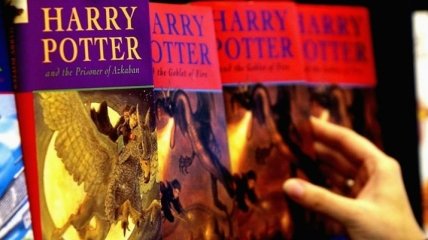 Поттероманам на радость: Джоан Роулинг намекнула на продолжение "Гарри Поттера"