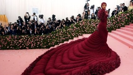 Met Gala 2020: фанаты решили устроить бал онлайн