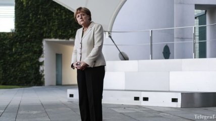 Меркель считает поставки оружия неприемлемыми для Германии