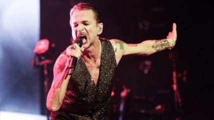 Солиста Depeche Mode госпитализировали накануне концерта в Киеве