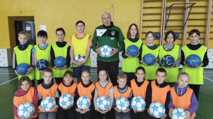 Медали и улыбки: как в селе на Черниговщине развивают детский спорт во время войны