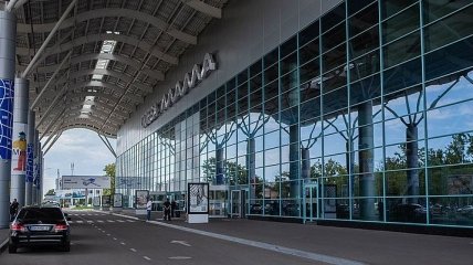 Аэропорт "Одесса" закрыт до вечера