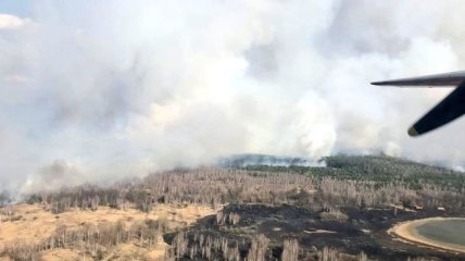 Над Чорнобильською зоною скинули 420 тонн води