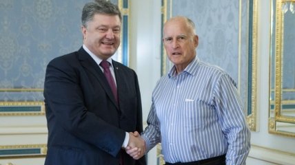 Порошенко рассказал губернатору Калифорнии об украинском ИТ-потенциале