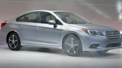 Subaru Legacy получит новую "шестерку"