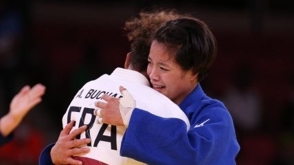 Японка Абе выиграла олимпийский турнир по дзюдо в весе до 52 кг