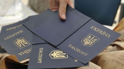 Украинцев обязали покупать SIM-карты по паспортам 