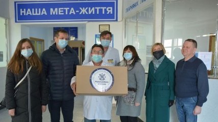 Лікарі черкаських лікарень отримала допомогу від благодійників