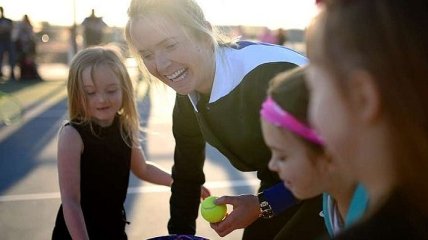 Свитолина провела мастер-класс для маленьких теннисистов