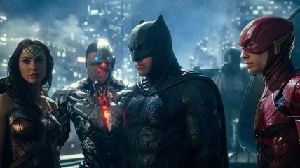 До премьеры всего месяц: Warner Bros. представила новый тизер "Лиги справедливости" Зака Снайдера (видео)