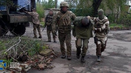 Разведчик боевиков "ДНР" попался в руки СБУ вблизи линии фронта на Донбассе (фото)