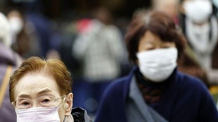 Китайский вирус путешествует: в Гонконге обнаружили первый случай заболевания