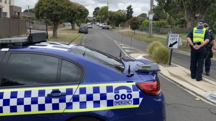В Австралии полицейские применили оружие к напавшему на них с ножом мужчине