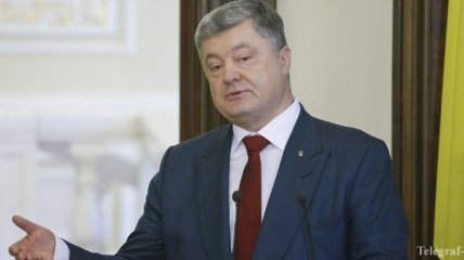 Порошенко призвал правительство снизить цены на авиарейсы в Грузию 