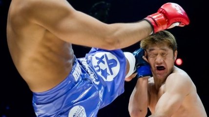 Очередная смерть боксера на ринге во время боя